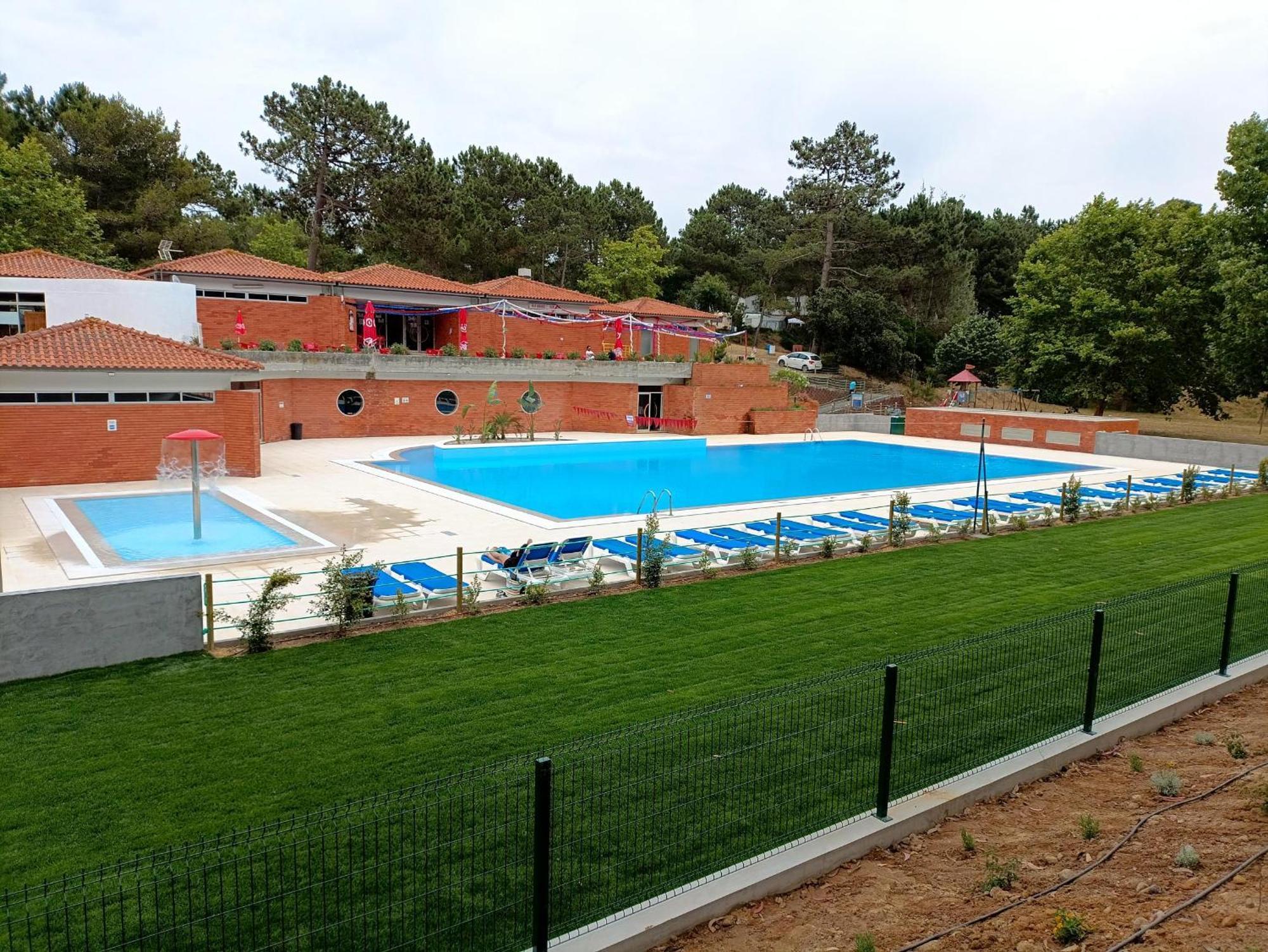 Hotel Parque De Campismo Orbitur Foz De Arelho. à Foz do Arelho Extérieur photo